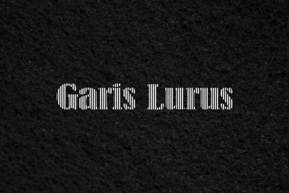 Garis Lurus: A Modern Serif Font for Digital Projects